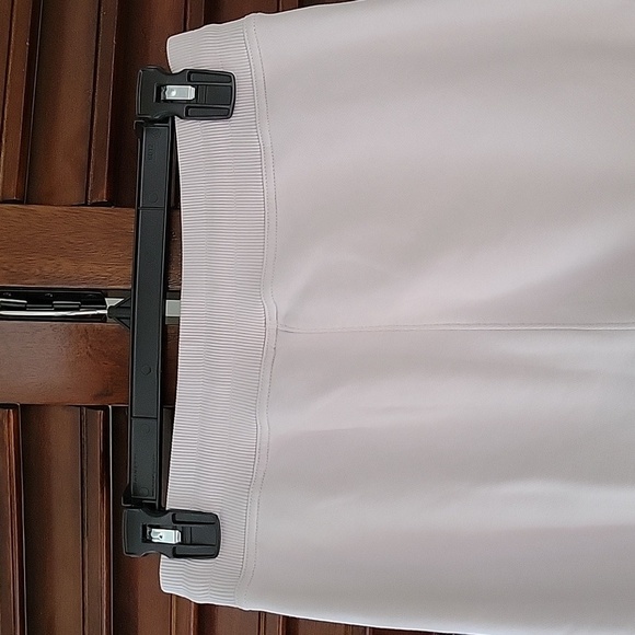 Outdoor Voices White and Gray Cotton Sweatpants Relaxed Fit Tapered Cuffs Medium - Picture 6 of 8